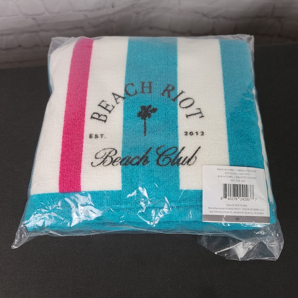 Beach Riot Beach Club Towel